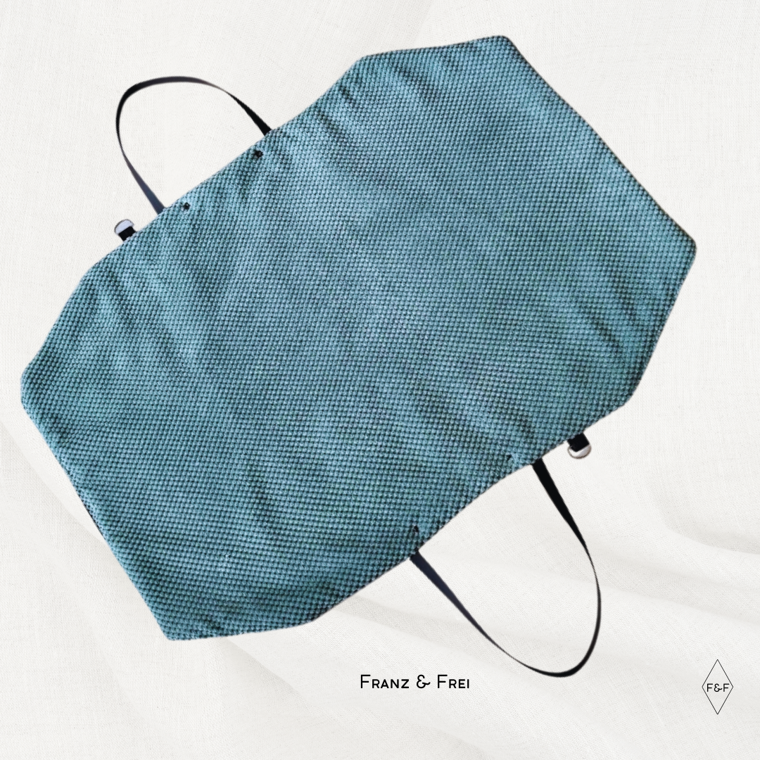 HUNDEBETT TO GO I SCHWARZ & TÜRKIS I PERSONALISIERBAR