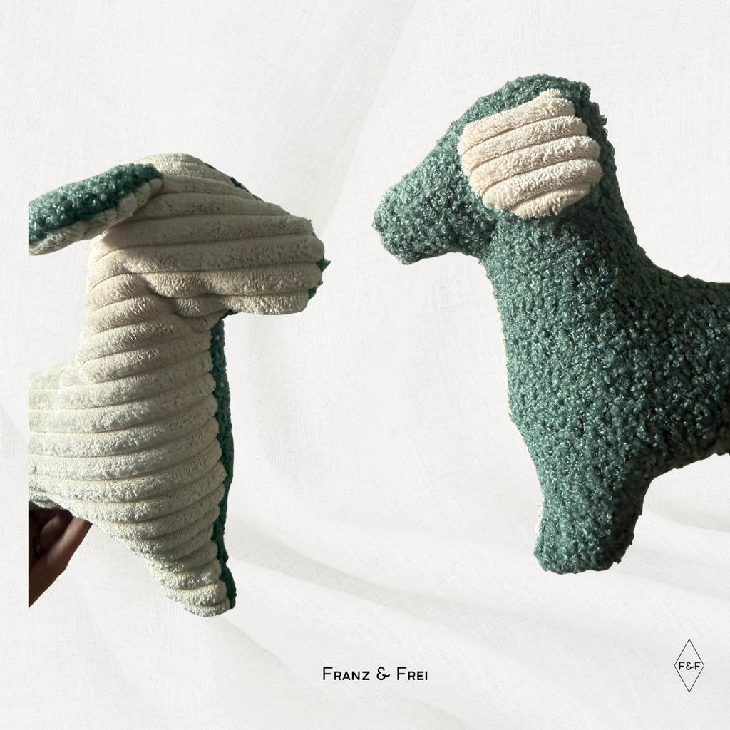 MÜNCHNER DACKEL I "DA KLOANE" I BOULCÉ TÜRKIS & CORD NATURE