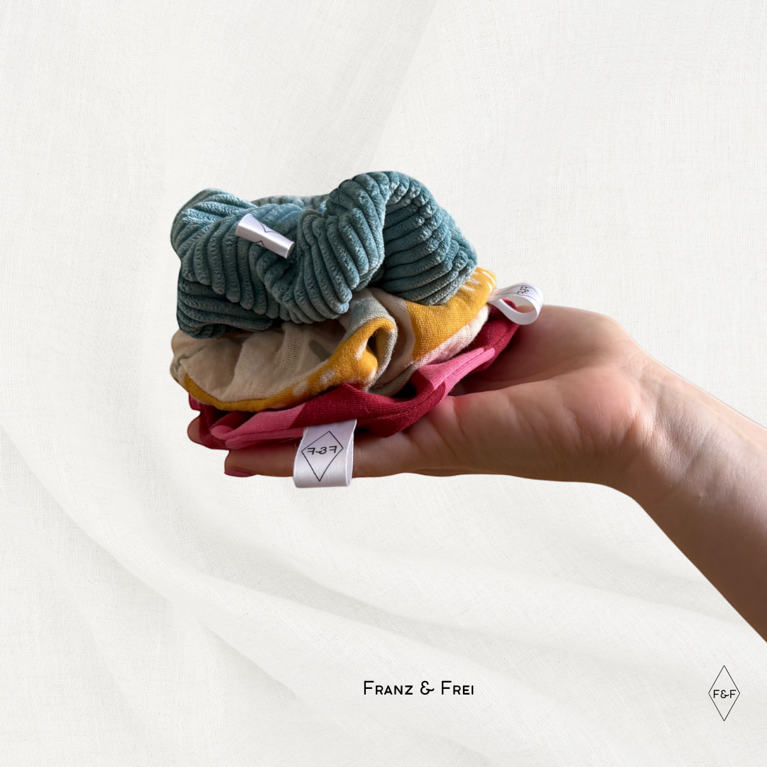 SCRUNCHIE CORD I VERSCHIEDENE FARBEN